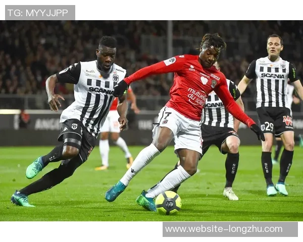 昂热与摩纳哥足球历史对决回顾及其影响分析